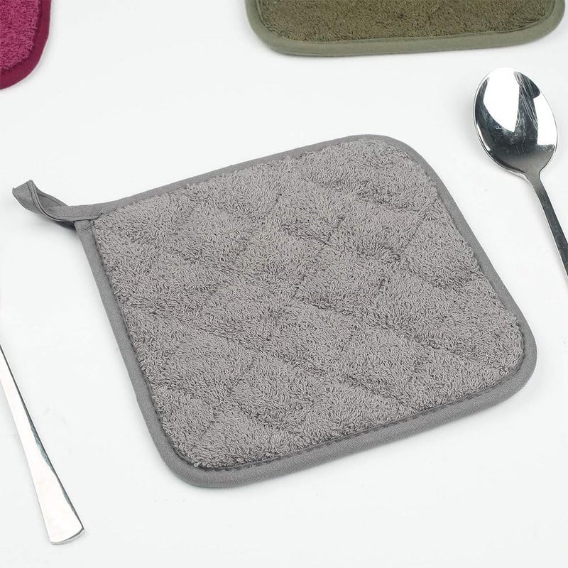 كيلا حاملات أواني مقاومة للحرارة للمطبخ، طقم حاملات أواني للفرن، مصنوعة من قماش تيري، 4 قطع،6.5"7.25x",، فضي ورمادي - Image 4